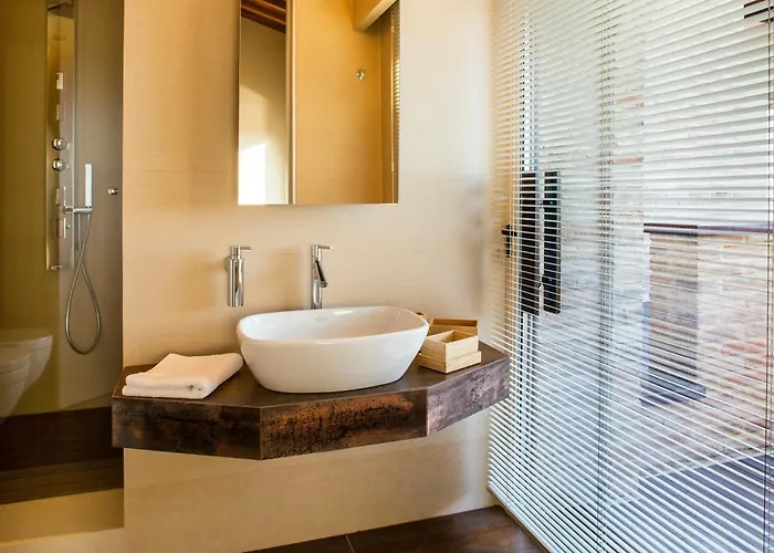 Historic With Panoramic Views Of